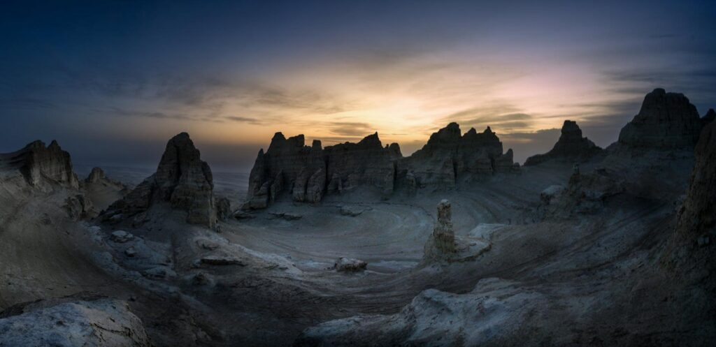 Dawn of the Martian Landscape