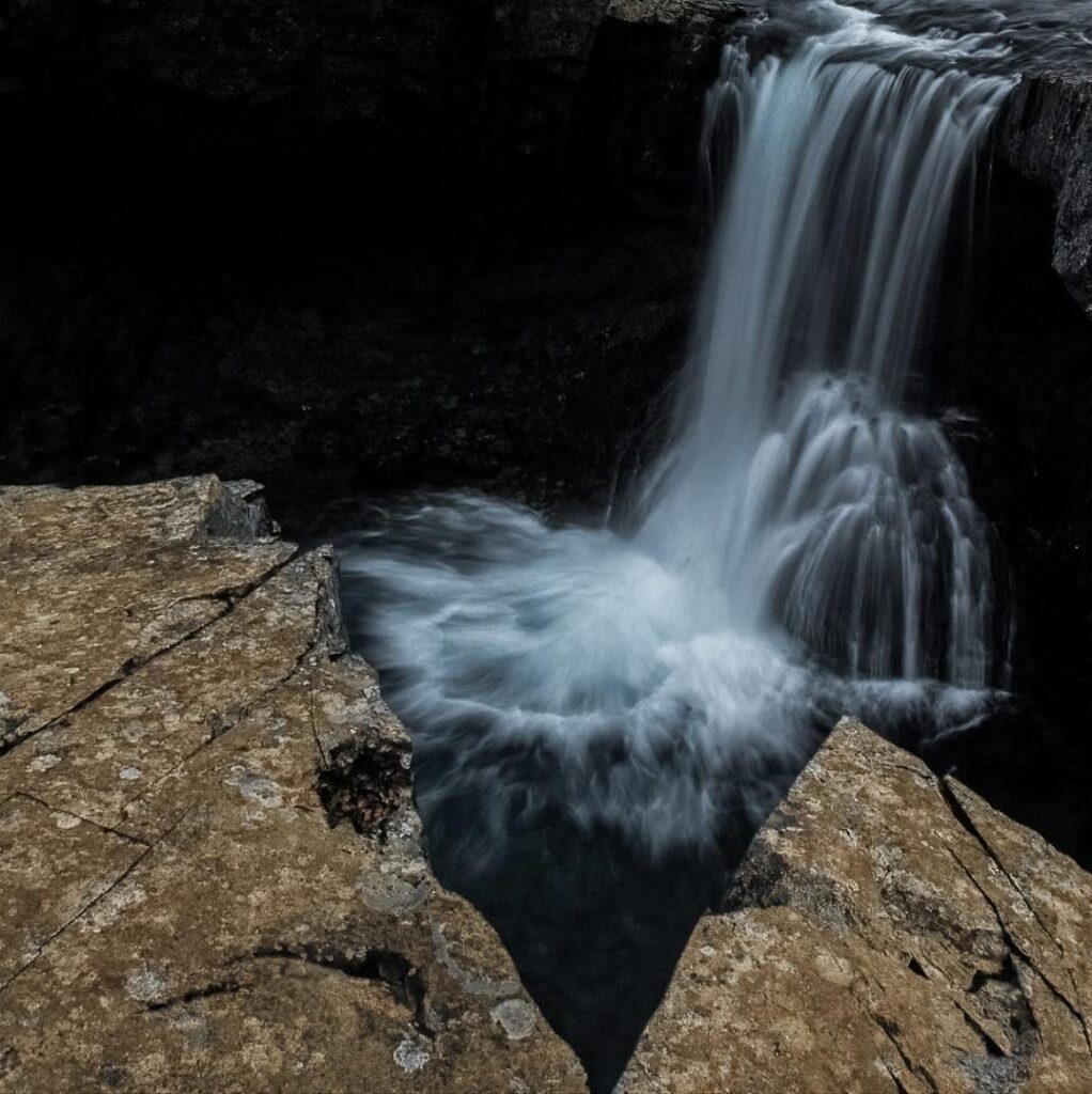 Sk&uacute;tafoss, Iceland