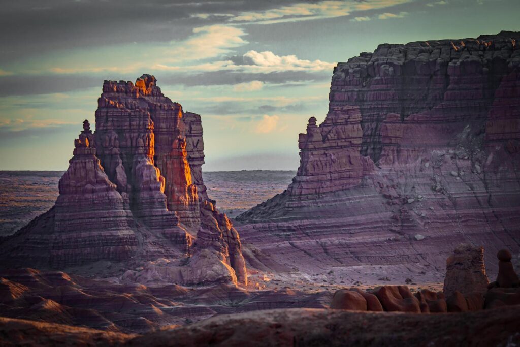 TOWERS OF GOBLIN VALLEY