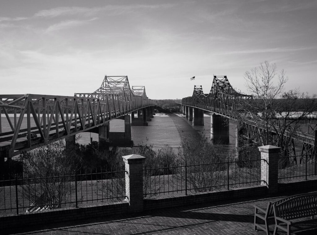 Mississippi River bridges