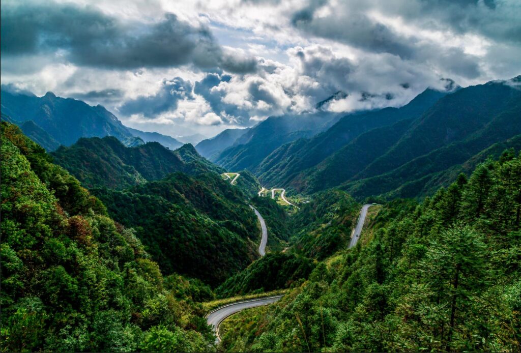 winding mountain road